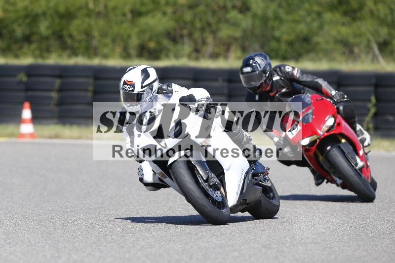 /Archiv-2025/48 25.08.2025 Cornu Master School ADR/gruen-vert/19